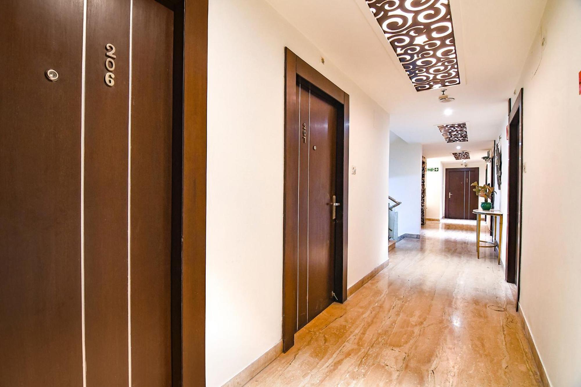 Fabhotel Prime Ivory Inn - Park Circus Калькутта Экстерьер фото